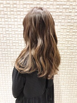 オリーブスバイネオリーブ(Olive's by neolive) 【新宿 Neolive】ゆるふわセミディ*外国人風カラー