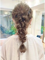 リアン(lien)&nbsp;【lien.ai】大人かわいい　小顔ヘアアレンジ