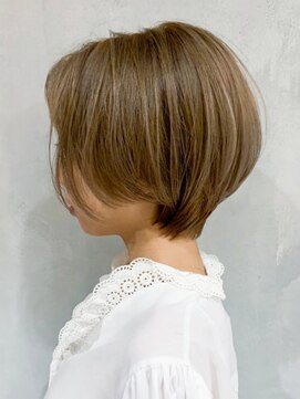 アイティー バイ アルバム 中野店(IT by ALBUM) グレージュショート_オリーブカラーハイライトカラー_ba307663