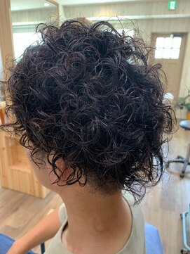 ヘアーズマハロ(hair's Mahalo.) スパイラルパーマ