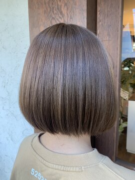 ベイス アワジ(BASE) ボブすたい