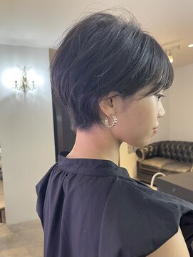 グランドライン(GRAND LINE) GRANDLINE 千崎聖太　くびれ美人ショート　グレージュカラー