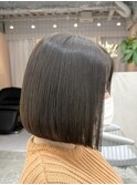 ダークグレージュと韓国風切りっぱなしボブ【新宿/顔周り】