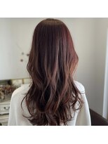 ロッカ(ROCCA)&nbsp;ピンクレッド×ロングヘア
