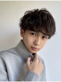 メンズパーマツイストスパイラルパーマセンターパート刈り上げ
