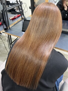 ラヴィエ(RAVIE) 【半田・髪質改善】縮毛矯正/トリートメント/マンツーマン