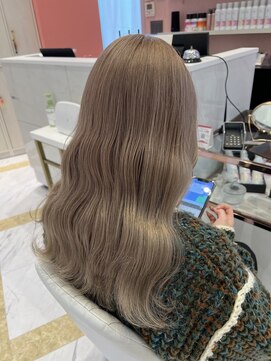 アンジェリカ 難波店(ANGELICA) milk tea beige ミルクティーベージュ　AIKA