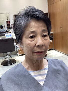 ピークアブー アヴェダ アトレ恵比寿(PEEK-A-BOO AVEDA) ショートレイヤー