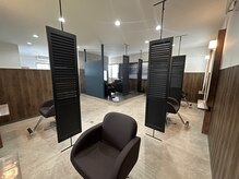 ネイビー(NAVY)の雰囲気（店内は、適度なプライベート空間）