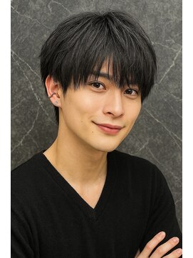 サードバイローラン(THiRD by ROULAND) フェザーパーマ刈り上げセンターパートブルーブラック