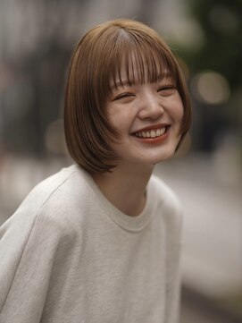 スレイ(SLAY) 顔周りレイヤー×ボブ