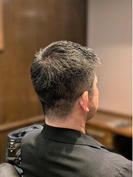 ザバーバー 日本橋高島屋SC(THE BARBER) 大人ショート【バーバー/理容室/メンズカット】