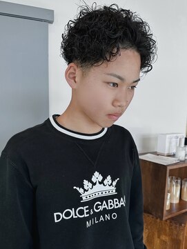 ヨム(YOMU) メンズパーマ