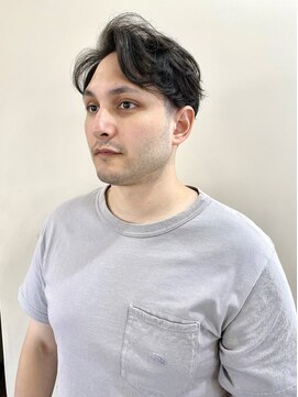 レーヴス(REVES) 大人ニュアンスパーマ 七三サイドパート