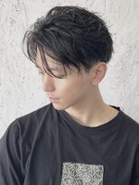 ザヘアメイクシェア(THE -HAIR MAKE SHARE-) ラフに流して、キマる。色気を引き出すセンターパート
