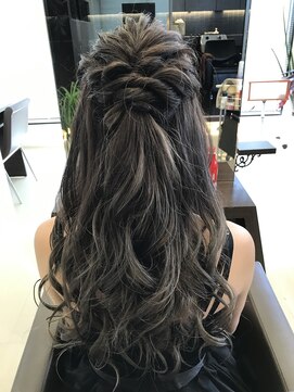 エリタージュ(he'ritage) ハイライトグレージュ