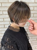 大人かわいい小顔前下がりスリークボブローライト30代40代50代