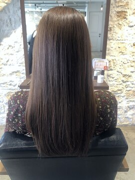 ジュエ (jouer) 20代30代40代人気セミロング/透明感ダークグレージュ