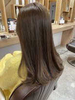 キュオンシア(CUEON. ciea)&nbsp;ブリーチ無しWカラー×ベージュ