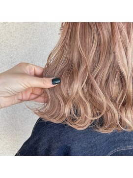 ペレ 栄店(PELE) ピンクベージュ