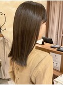 ミディアム/ぱつっとカット/ベージュカラー/暗髪カラー/銀座