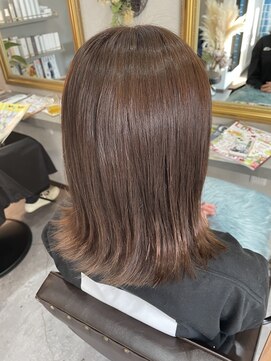 ウルル(Ululu) 赤み消し艶髪カラー