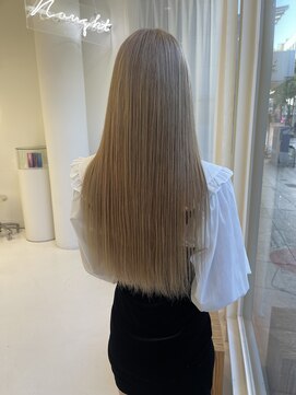ハイブ 金沢(Hive) ブリーチハイトーンミルクティーベージュブロンド髪質改善