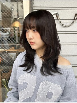 クム 横浜(qumu) 【qumu 横浜】レイヤーカット×オリーブグレー