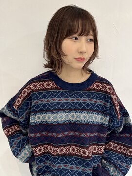 イル(ill) 簡単スタイリング　くびれボブ　ミディアムヘアー