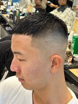 ビンゴ(BINGO)&nbsp;2046黒髪スキンフェード刈り上げショートフェード渋谷バーバー