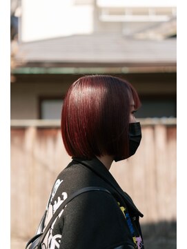 ジウ 上通り(JIU) 20代30代小顔ゆるふわショートボブワインレッド