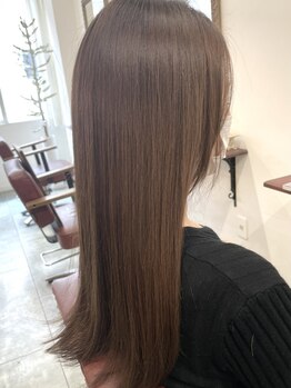 エメリヘアー(Emeli Hair)の写真/髪質改善を追求し髪の状態や悩みに合わせた最高峰「ケラチンブローアウト」 導入/大事な髪を根本から美しく