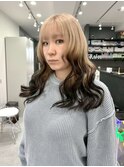ホワイトベージュ×ブラック