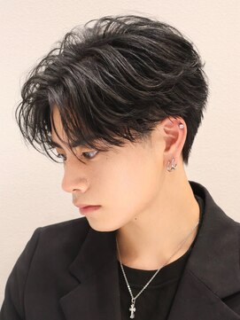 オーシャントーキョー 仙台(OCEAN TOKYO) センターパート毛流れショートツーブロック黒髪メンズ仙台