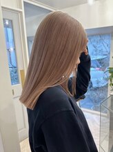 ロマリア ヒルズ 表参道 原宿(Lomalia HILLS)&nbsp;似合わせカットペールベージュ[表参道ダブルカラーケアブリーチ]