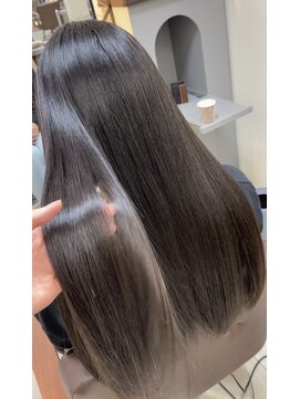 アールモンドヘア新世界 縮毛矯正