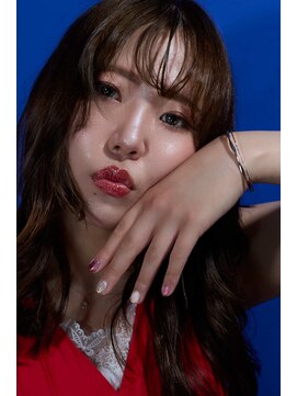 アンアタッシュ(UNE ATTACHE) Sunlit Iris|外ハネレイヤーで顔周り透ける夏の大人可愛いヘア