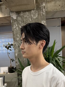 リラクオーレメンズ(LIRA CUORE men's) シャドウパーマ/メンズ縮毛矯正/毛流れセンターパート
