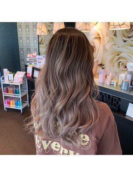 アース 石巻店(HAIR&MAKE EARTH) バレイヤージュカラー