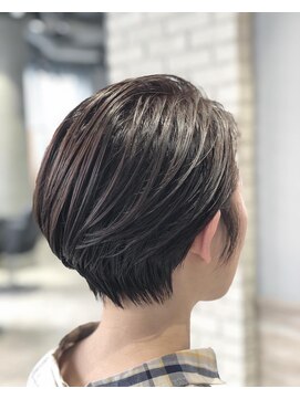 スカイ ツカグチ(Sky tsukaguchi) ショートオンレイヤー