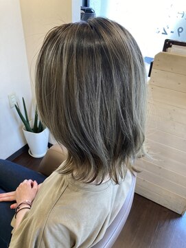 ミュウ(Private hair salon Miu) 外ハネボブ（グレージュ）
