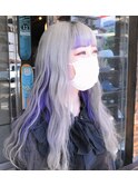 ホワイトグレージュカラーにインナーカラー