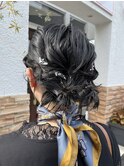 【ミディアムヘアのお団子アレンジ】