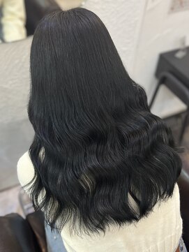 エルバイラビス 大宮(elu by lovis) momoka/韓国/ブルーブラック/エアリーロング