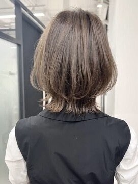 ダブルトーキョー シブヤ(W-TOKYO SHIBUYA) バックスタイルもキレイなウルフカット ウルフ ネオウルフ