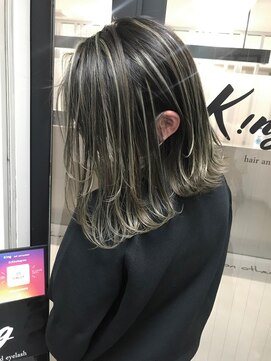 キング(K!ng) 縮毛矯正髪質改善ハイライトレイヤーカット枚方美容室エクステ