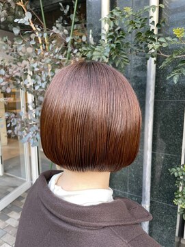 シュガー(Sugar) 丸みが可愛いミニボブ