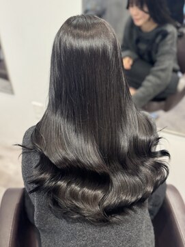 シー(SEA) sheer black♪