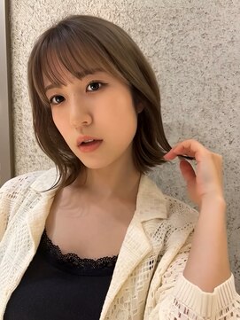 ウエストリー(WESTORY) 結べる外ハネボブ/ハイトーンベージュ/シースルーバング/20代