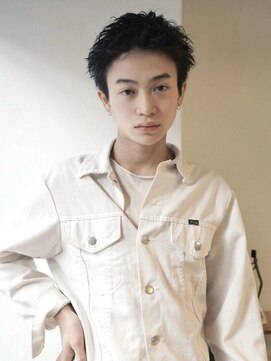 シーカ(siika) ベリーショート/スパイキーショート/爽やか黒髪